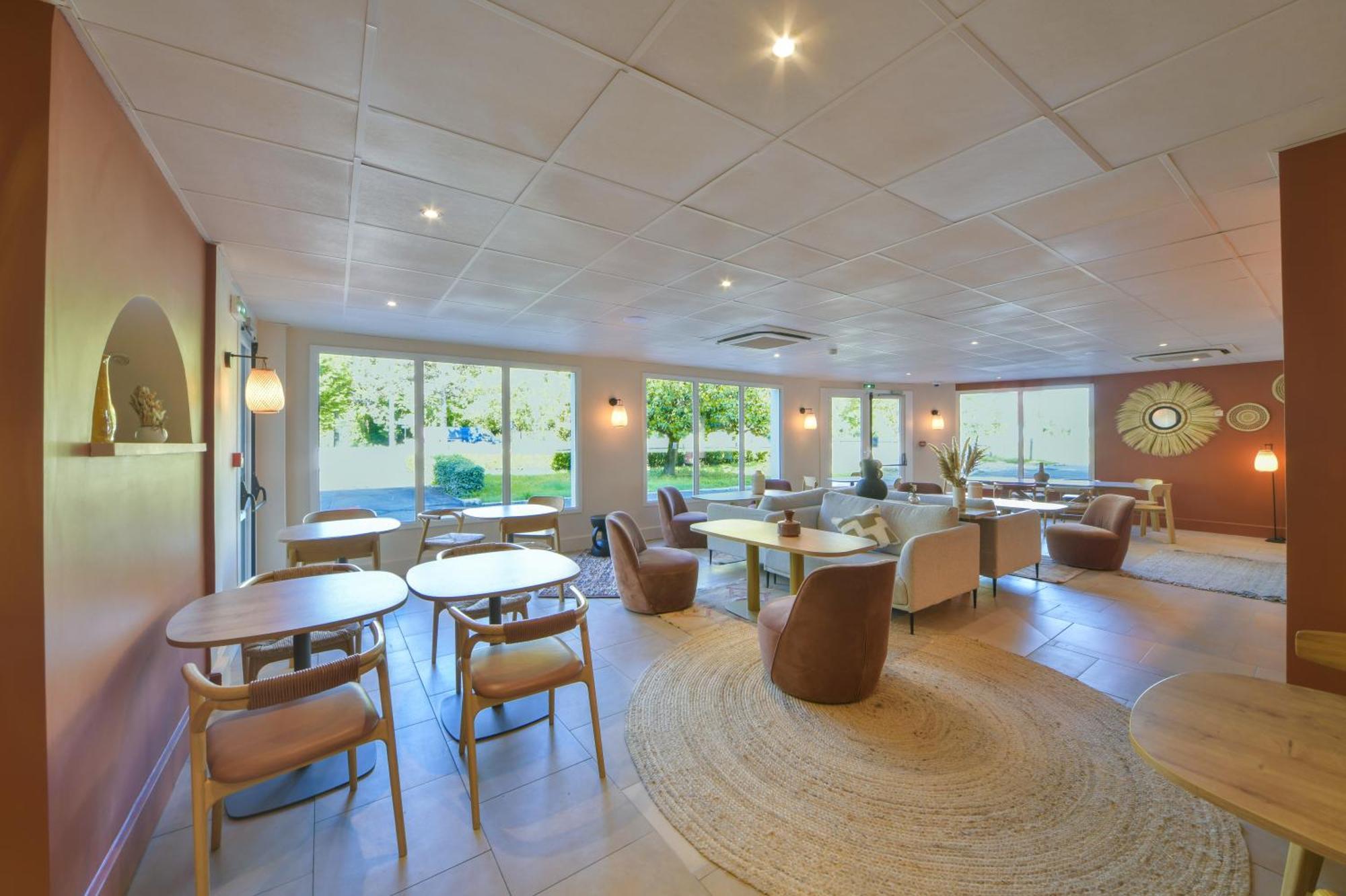 Bhoma Bourges - Hotel & Restaurant Zewnętrze zdjęcie
